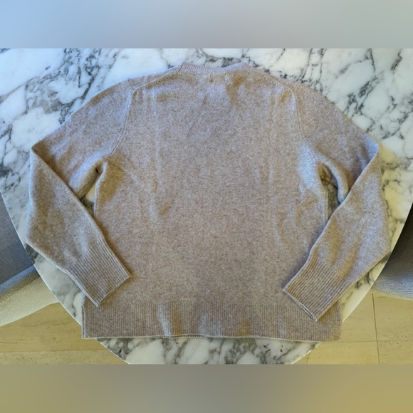 NWT J. Crew Crewneck Sweater in Extra Soft Yarn Sz XL Sold Out Beige - Picture 5 of 9